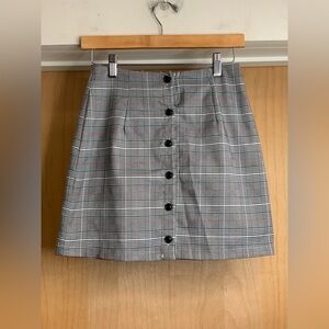 One Way Classic Gray Plaid Skirt. Size-Small